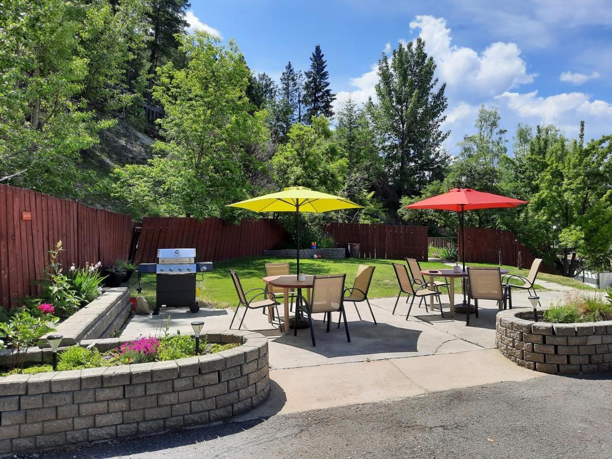 Alpen Motel Radium Hot Springs Zewnętrze zdjęcie
