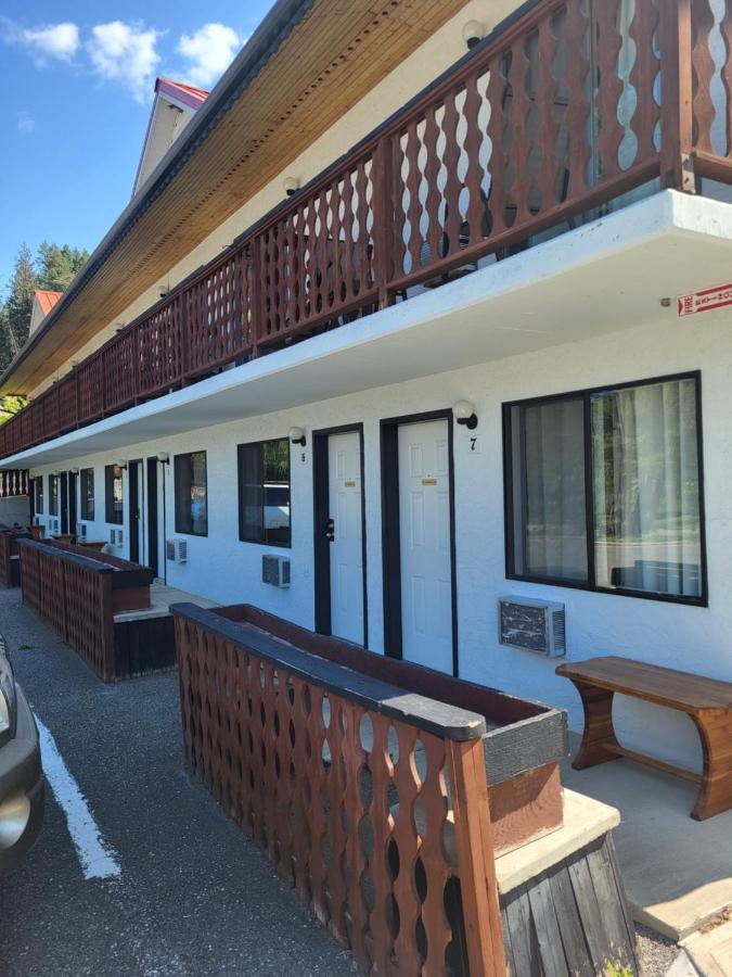 Alpen Motel Radium Hot Springs Zewnętrze zdjęcie