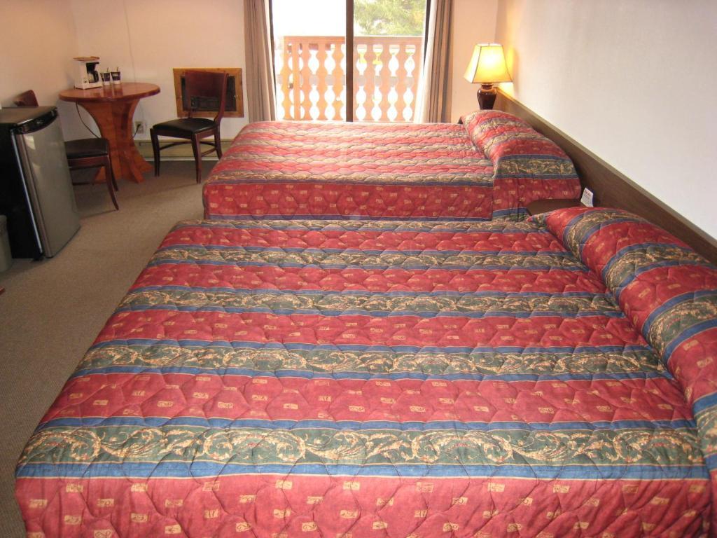 Alpen Motel Radium Hot Springs Pokój zdjęcie
